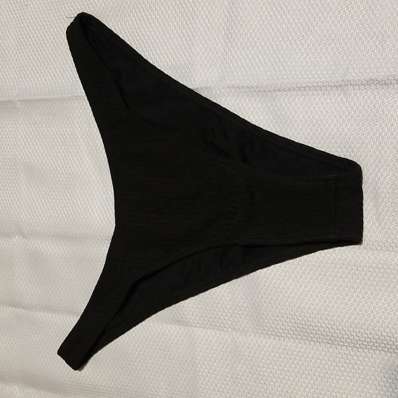 2pc Ribbed Bikini - Picture 3 of 3